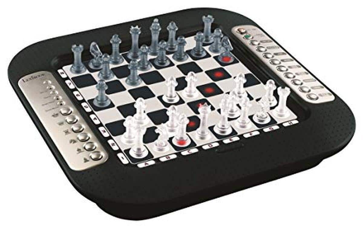 Test du Lexibook Chessman FX : échecs électronique avec clavier tactile et effets lumineux